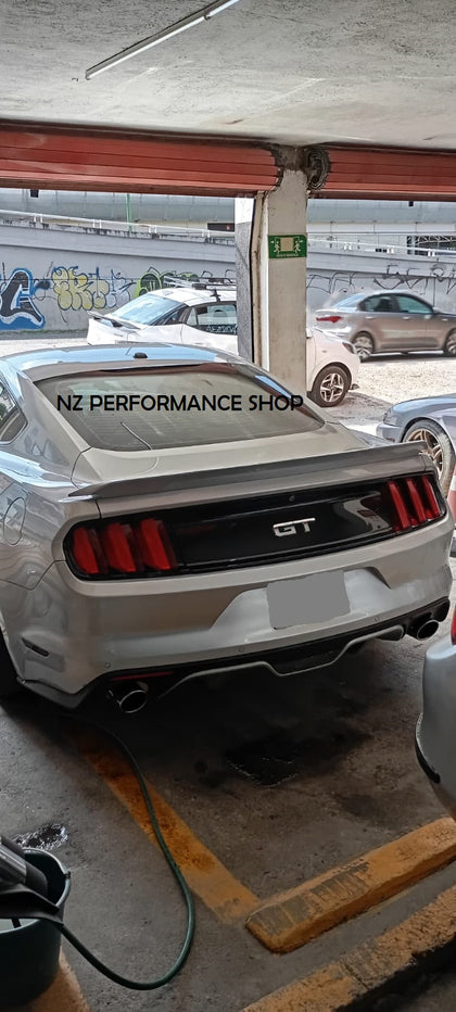 Aleron estilo GT Ford Mustang GT negro mate 2015 - 2017