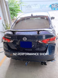 Aleron Big Spoiler Nissan Versa negro piano 2020