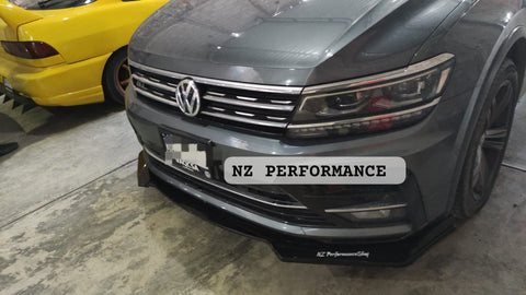 LIP FRONTAL JETTA 2022