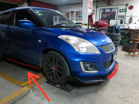 Lips Laterales Suzuki Swift filo rojo