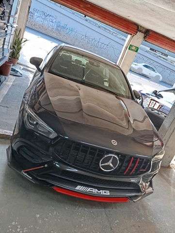 Mercedez-Benz Clase C y A Lip frontal con Filo rojo