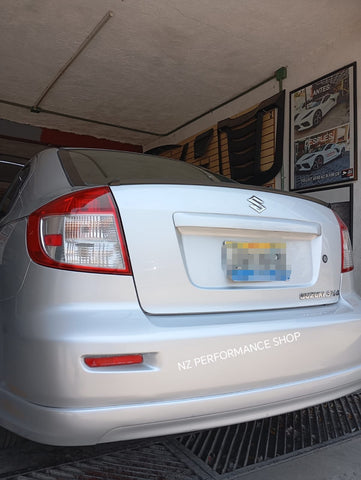 Suzuki SX4 Aleron rollo