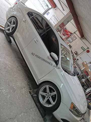 VW Jetta 2011-2018 Sides skirts