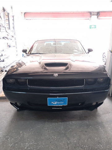 lip deportivo dodge challenger