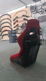 asiento de cubo rojo