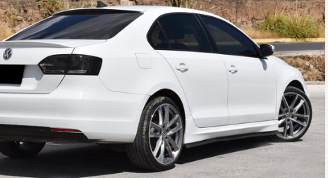 ESTRIBOS UNIVERSALES