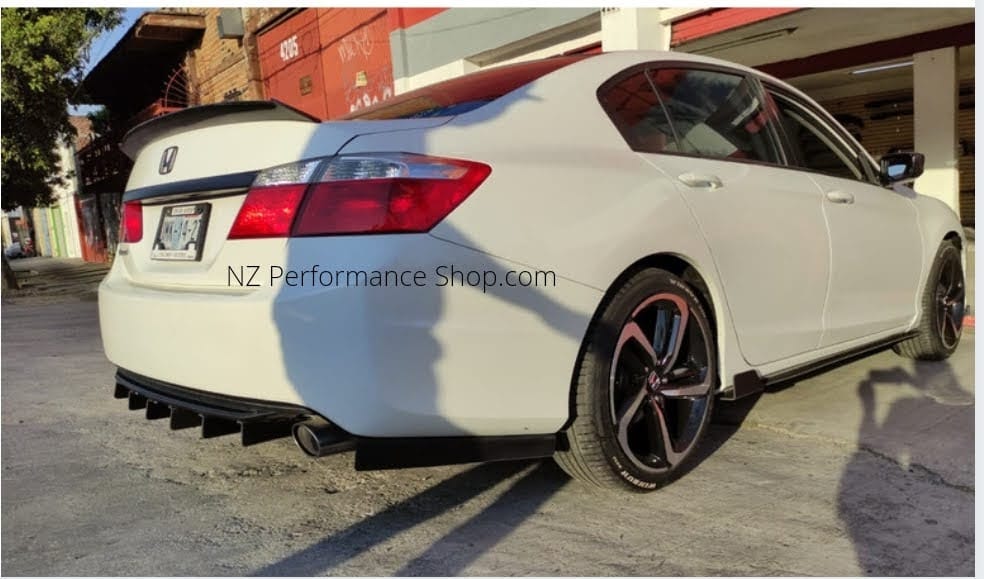 REAR DIFFUSER COMPLETO HONDA ACCORD 2013-2021 – NZ PERFORMANCE SHOP