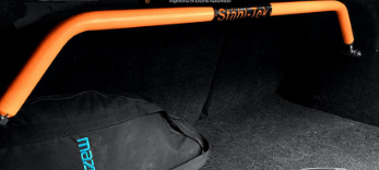 Barra Puntal Trasera con Herraje (Rear Strut Bar) Mazda 3 Mk3 2014-2017