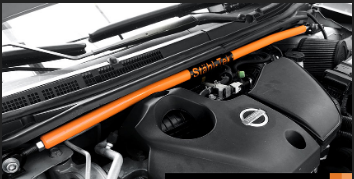 Barra Puntal frontal (Strut Bar) Sentra B16 Mk6 2007-2012