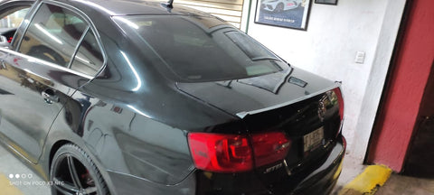 VW Jetta 2013-2020 Aleron